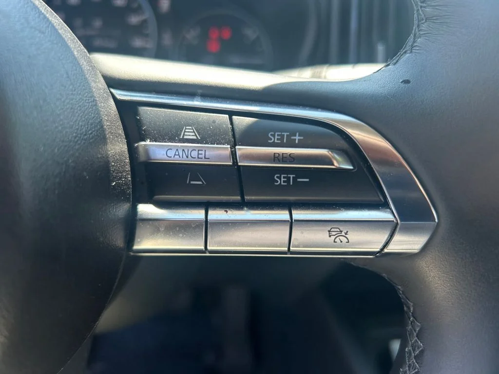 Used 2025 Black Mazda Preferred image 21
