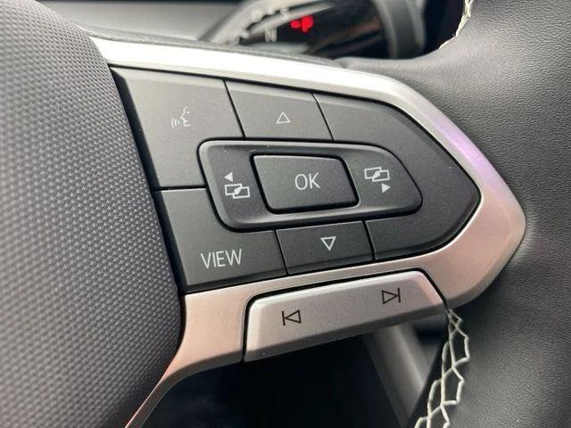 2026 Volkswagen Tiguan SE - Photo 32