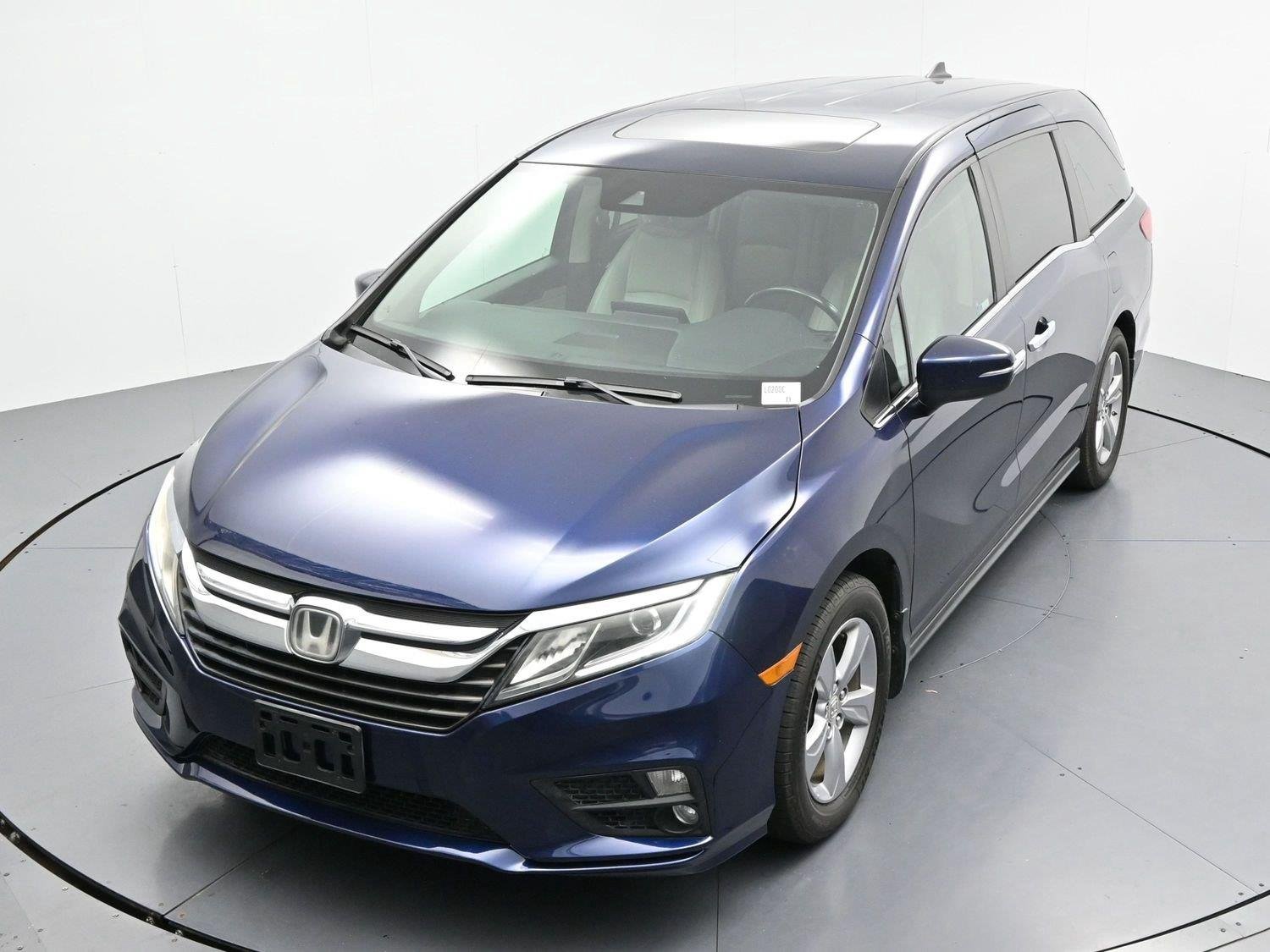 Used 2018 Blue Honda EX-L image 36