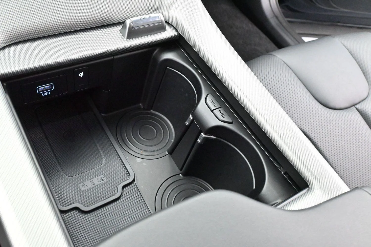Used 2023 Moonlight Cloud Hyundai SEL image 19