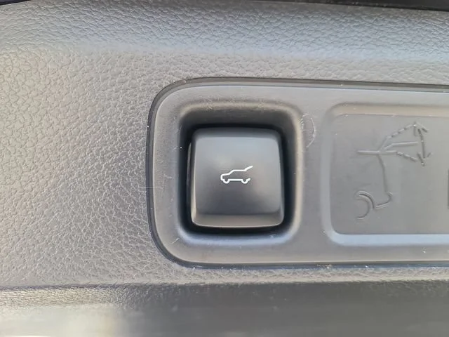 Used 2024 Black Ford Limited image 7