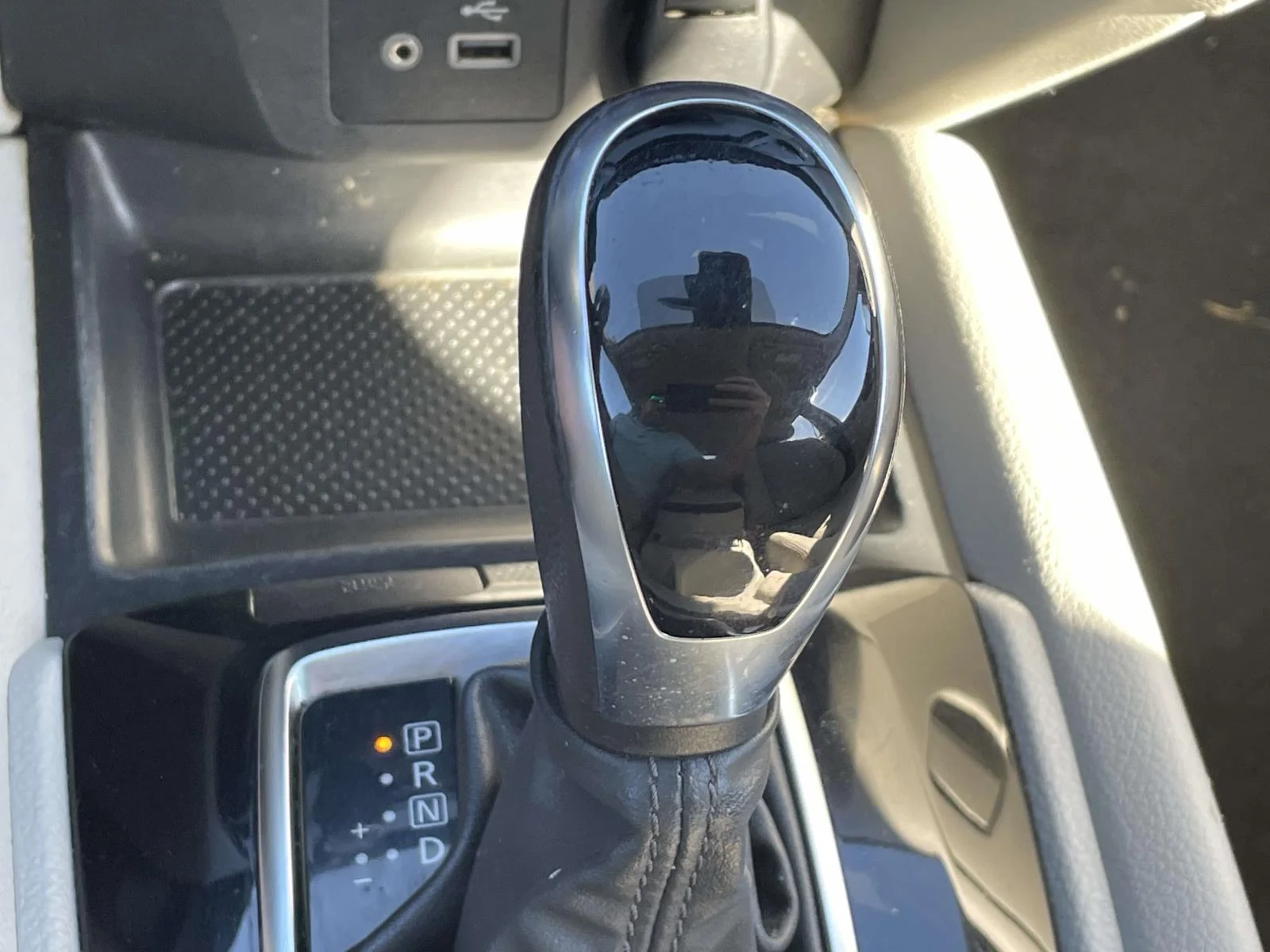 Used 2020 Silver Nissan SV AWD Xtronic CVT image 23