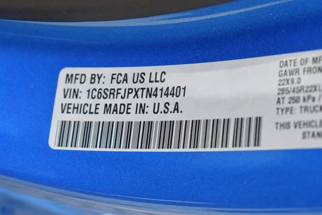 New 2026 Hydro Blue Pearl-Coat Exterior Paint RAM Laramie image 40