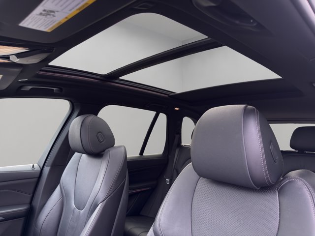 Used 2019 Dark Graphite Metallic BMW xDrive40i image 27