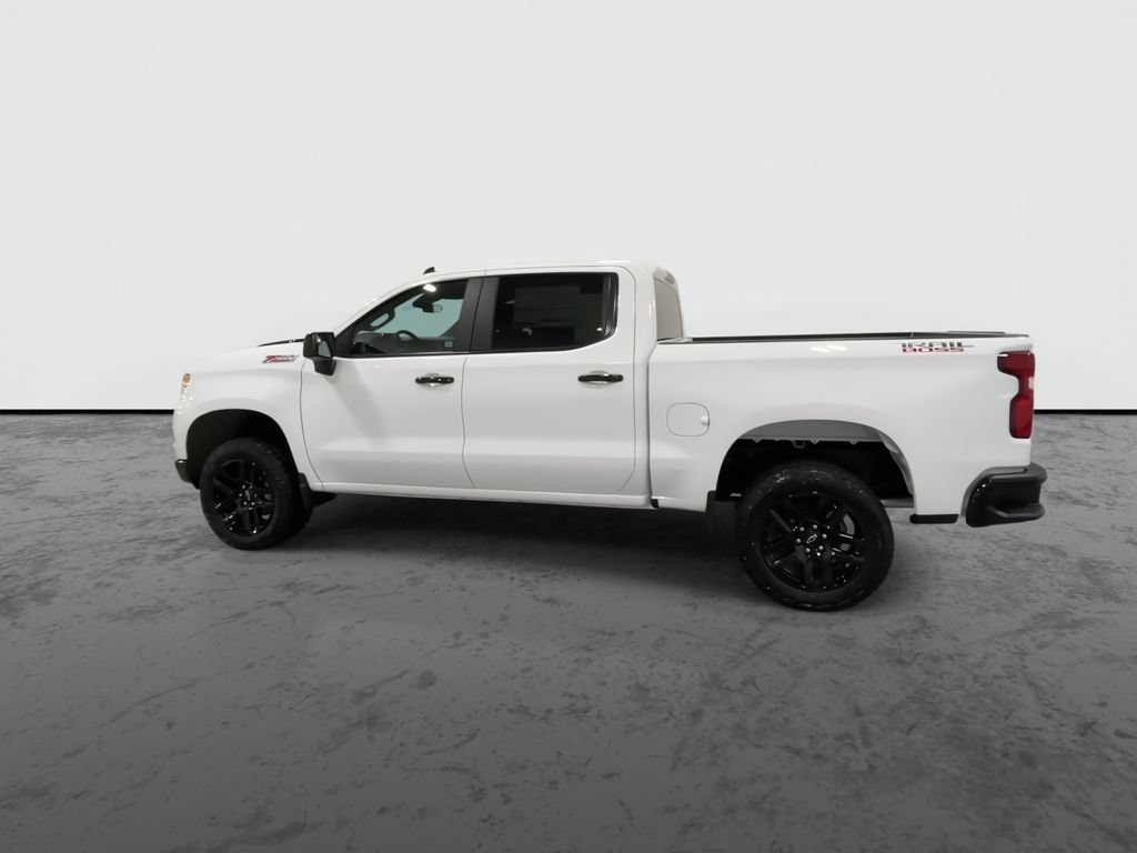 New 2026 Summit White Chevrolet LT Trail Boss image 5