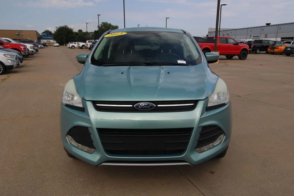 Used 2013 Frosted Glass Ford SE image 2