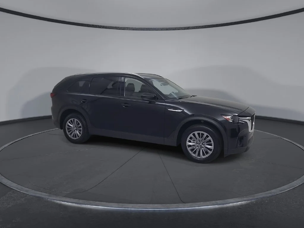Used 2025 Black Mazda 3.3 Turbo Preferred image 2
