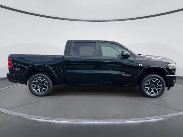 New 2027 Diamond Black Crystal Pearl-Coat Exterior Paint RAM Laramie image 5