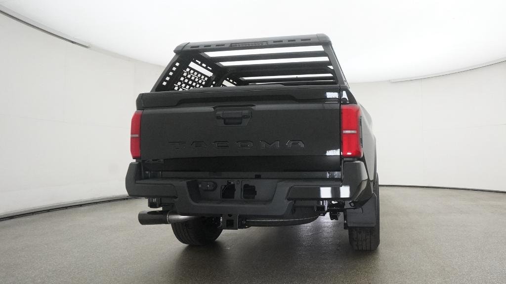2025 Toyota Tacoma SR5 - Photo 43