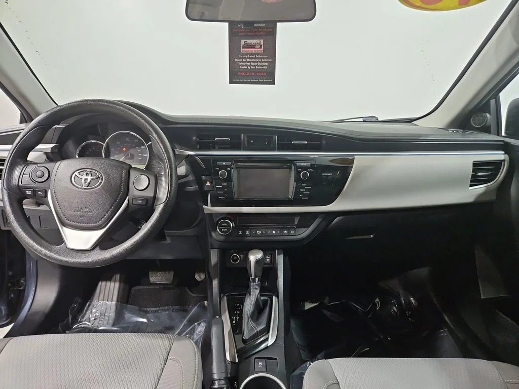 Used 2016 Gray Toyota LE image 18