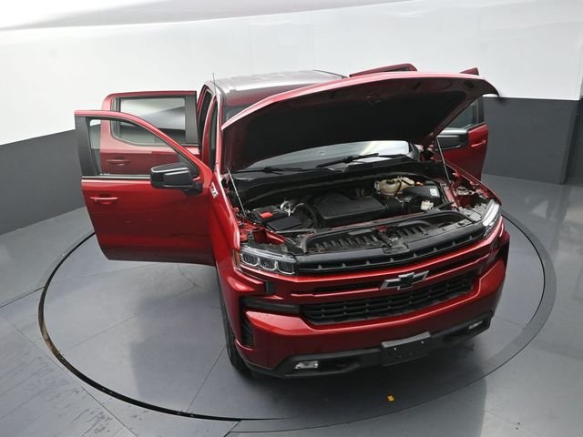 Used 2021 Red Chevrolet RST image 31