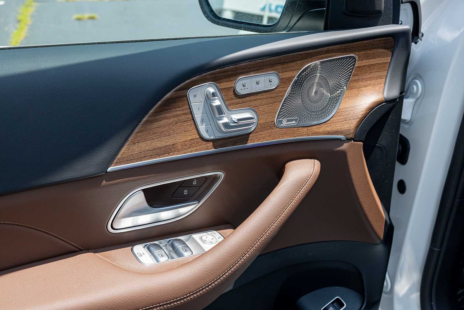 New 2026 Polar White Mercedes-Benz GLE 350 image 10