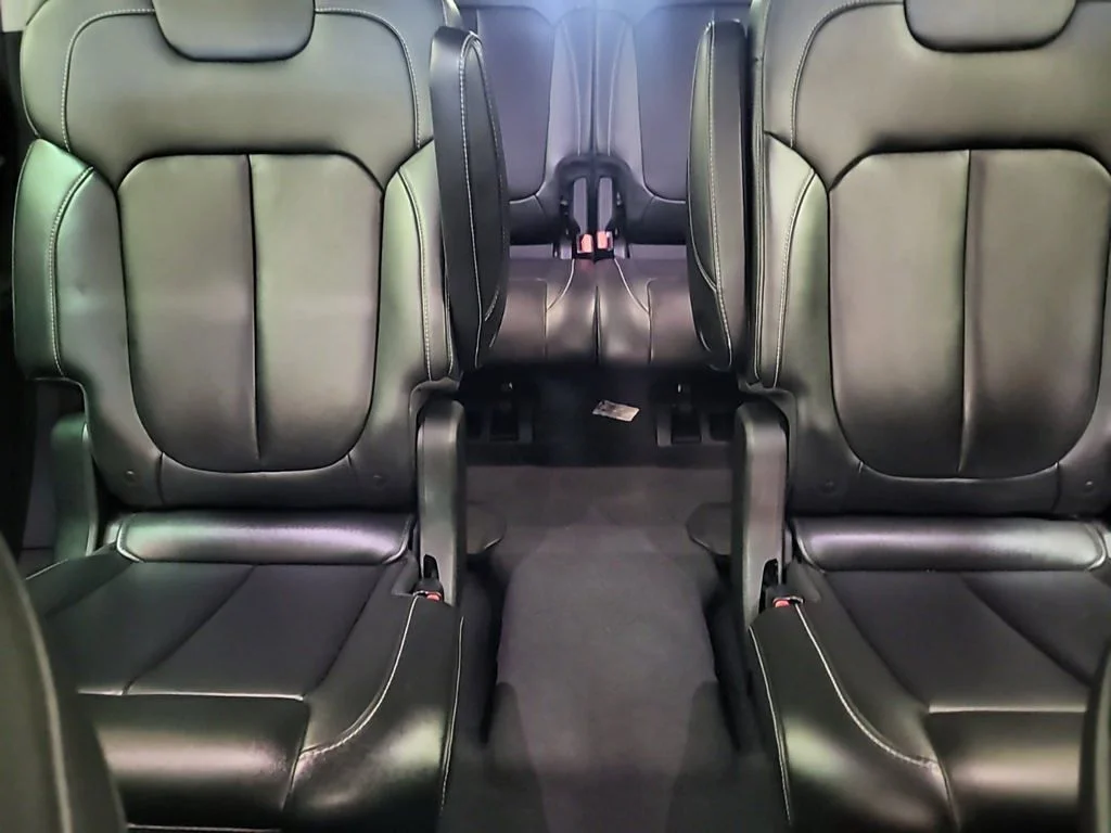 Used 2021 Black Jeep Limited image 9