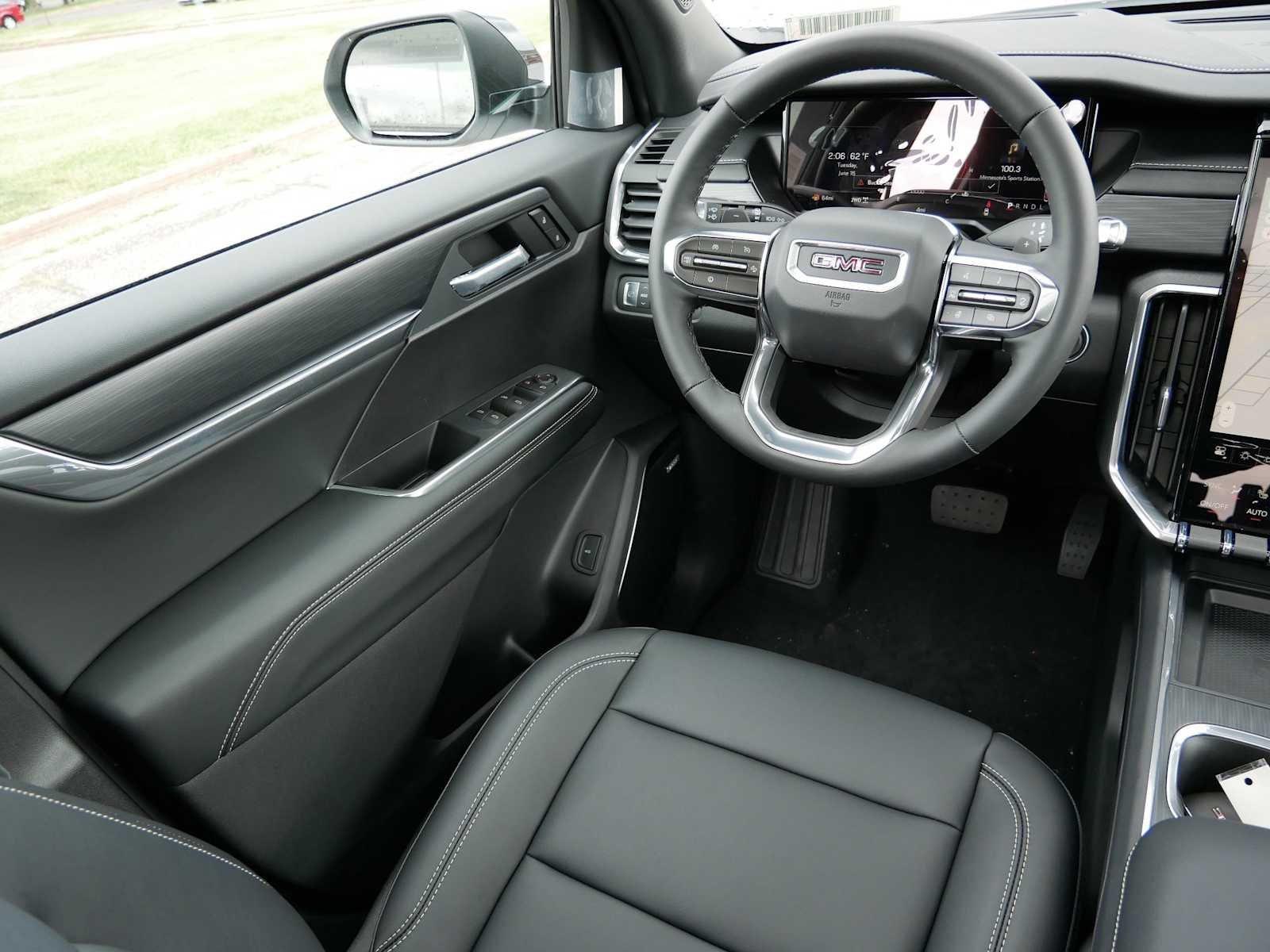 2026 GMC Acadia Elevation - Photo 13
