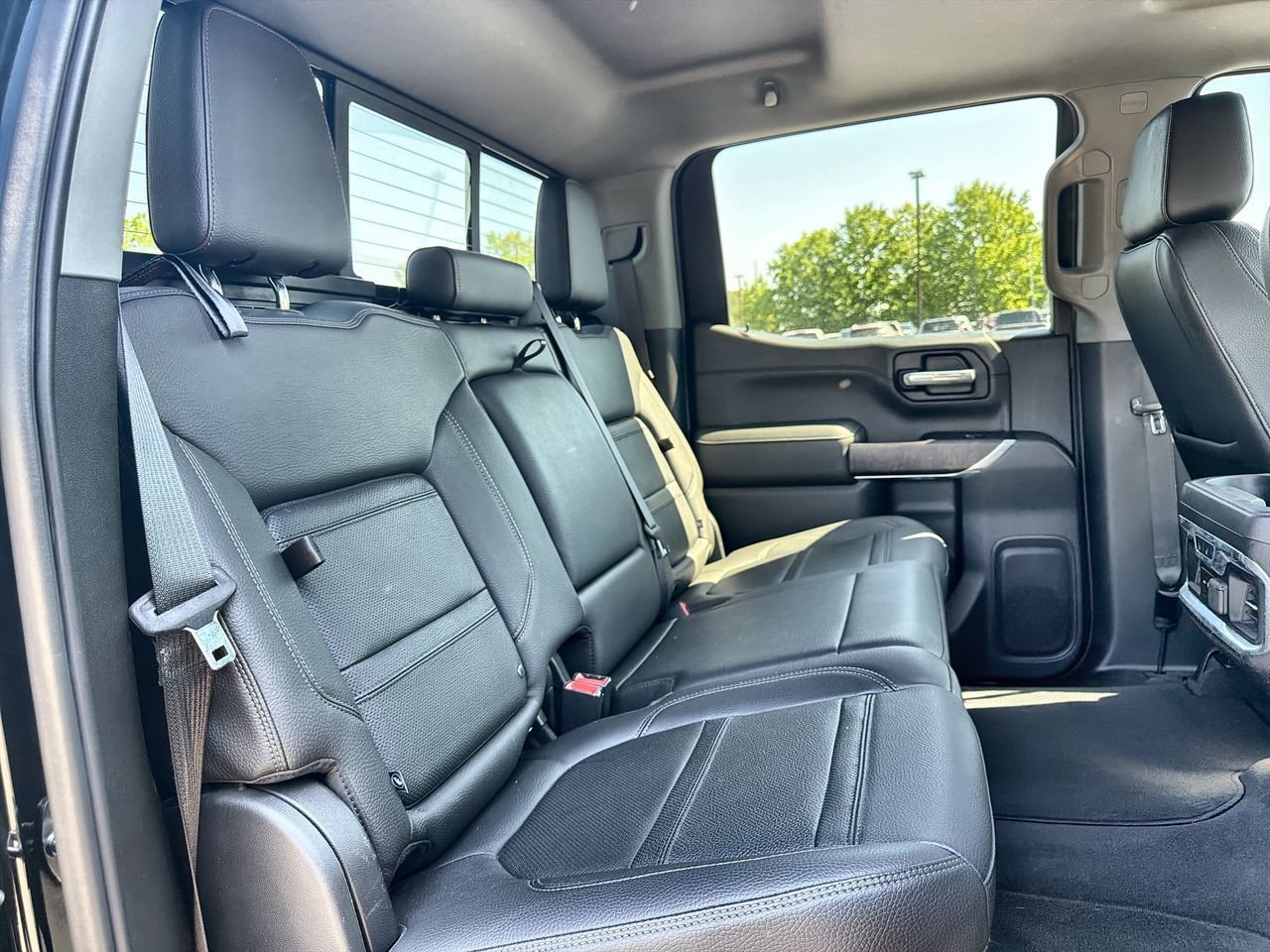 Used 2019 ONYX BLACK GMC Denali image 22