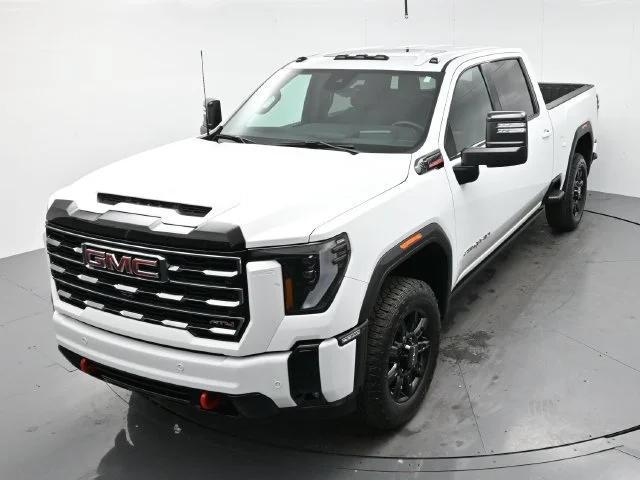 Used 2025 Summit White GMC AT4 image 35