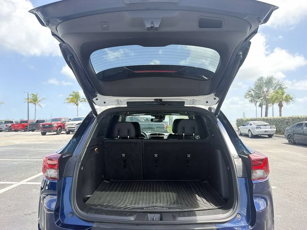 Used 2022 Blue Glow Metallic Chevrolet ACTIV image 33