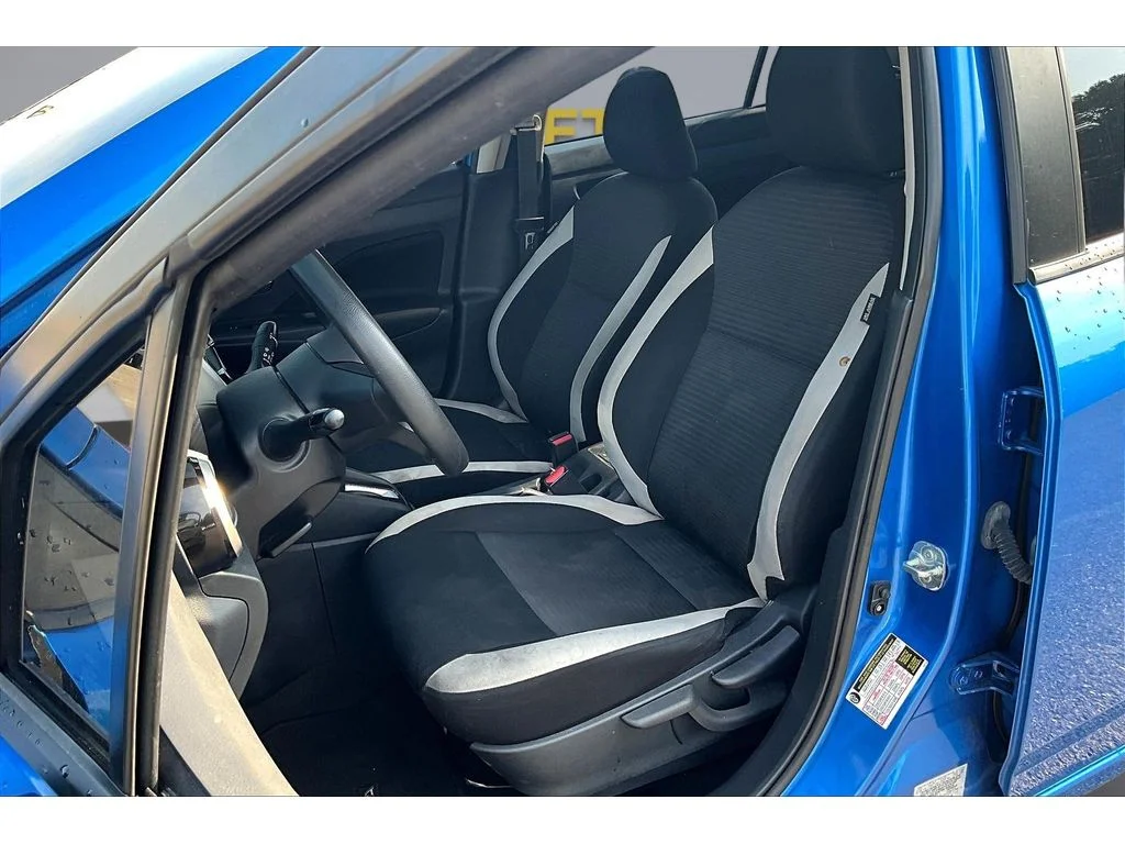 Used 2021 Blue Nissan SV image 17