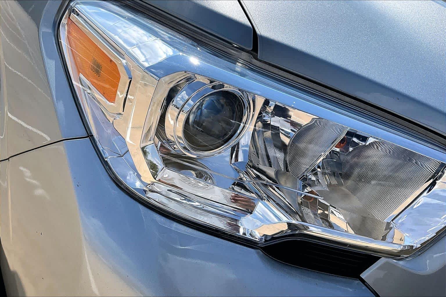 Used 2022 Celestial Silver Metallic Toyota SR image 27