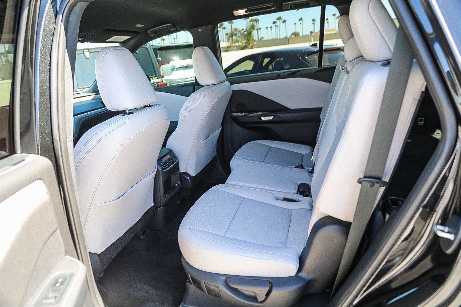 Certified Used 2025 Caviar Lexus 350 image 17