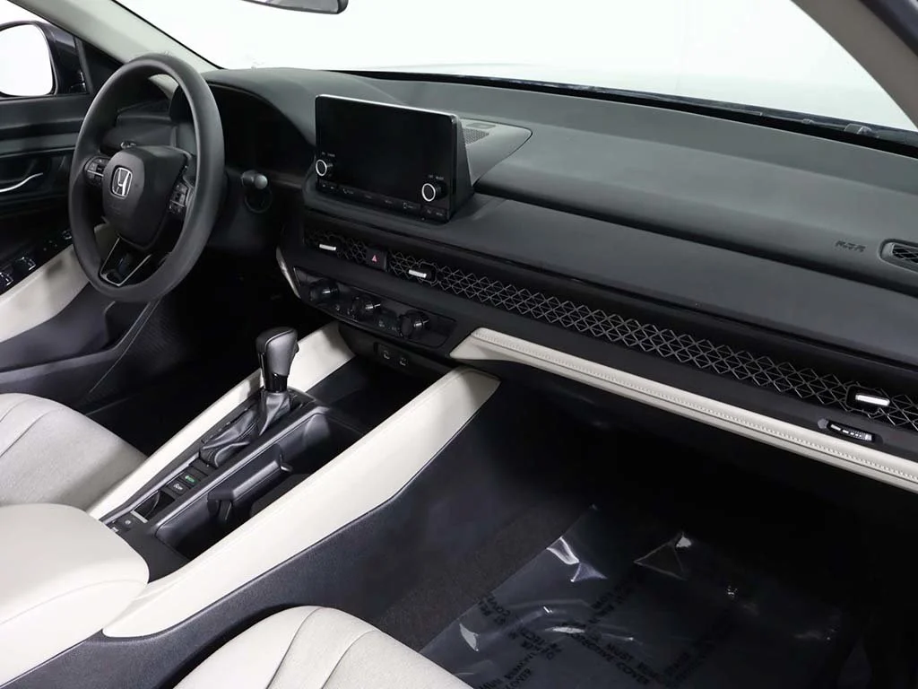 2024 Honda Accord EX - Photo 28