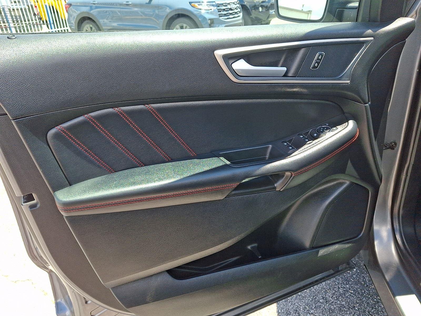Certified Used 2024 Carbonized Gray Ford ST-Line image 13