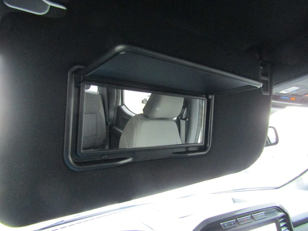 Used 2023 Oxford White Ford XLT image 37
