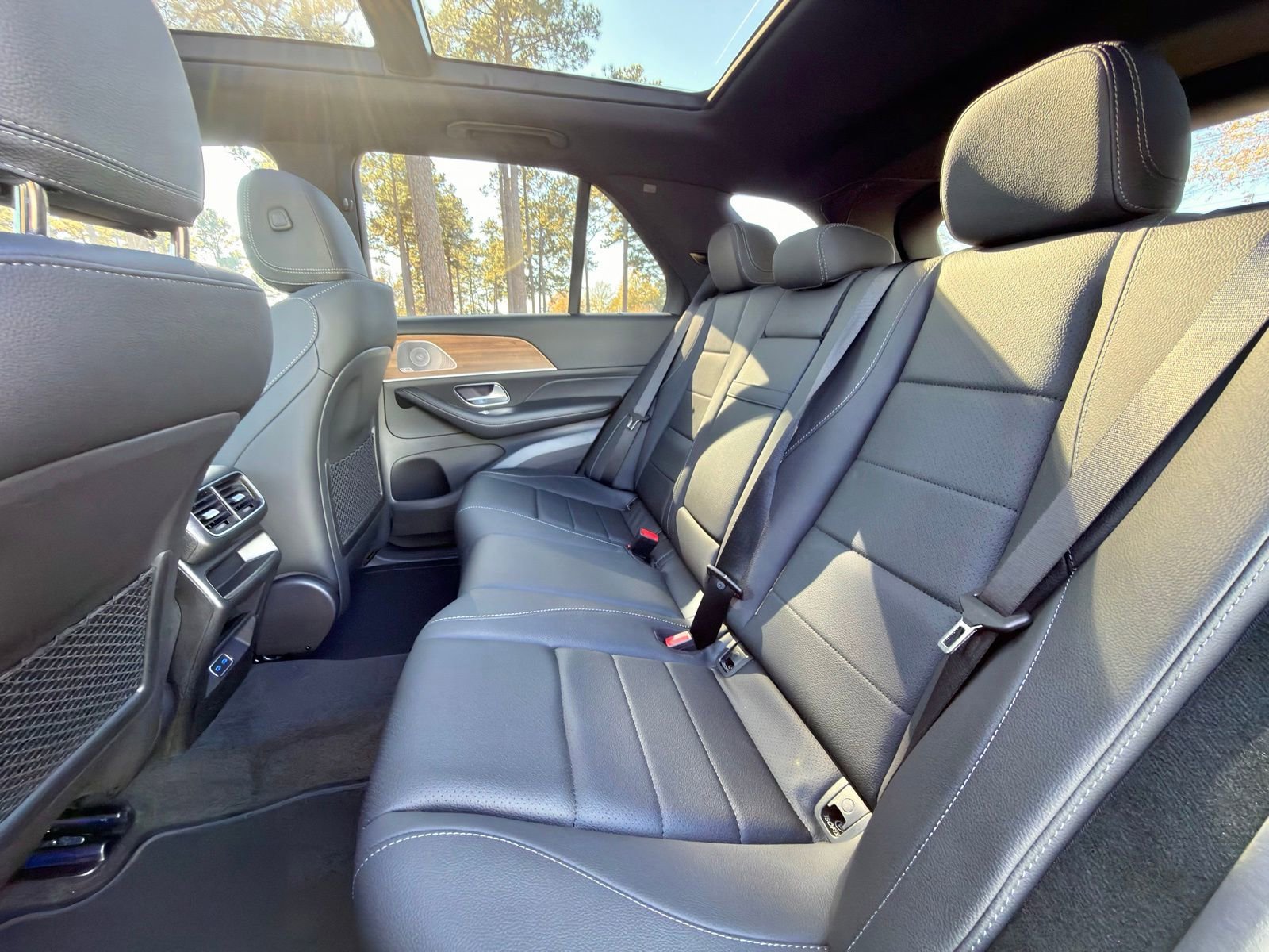 New 2026 Obsidian Black Metallic Mercedes-Benz GLE 350 image 41