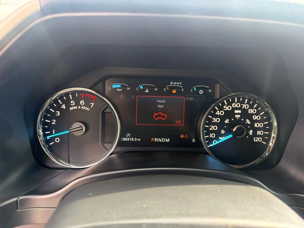 Used 2020 White Ford Lariat image 32