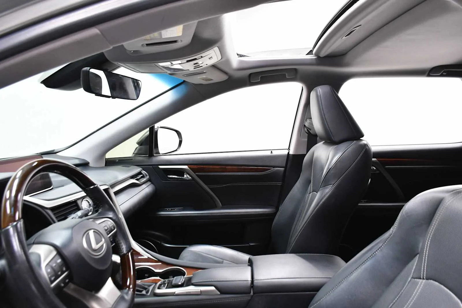 Used 2019 Atomic Silver Lexus Premium image 13