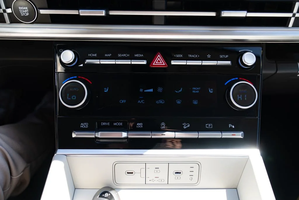 Used 2024 Red Hyundai SEL image 16