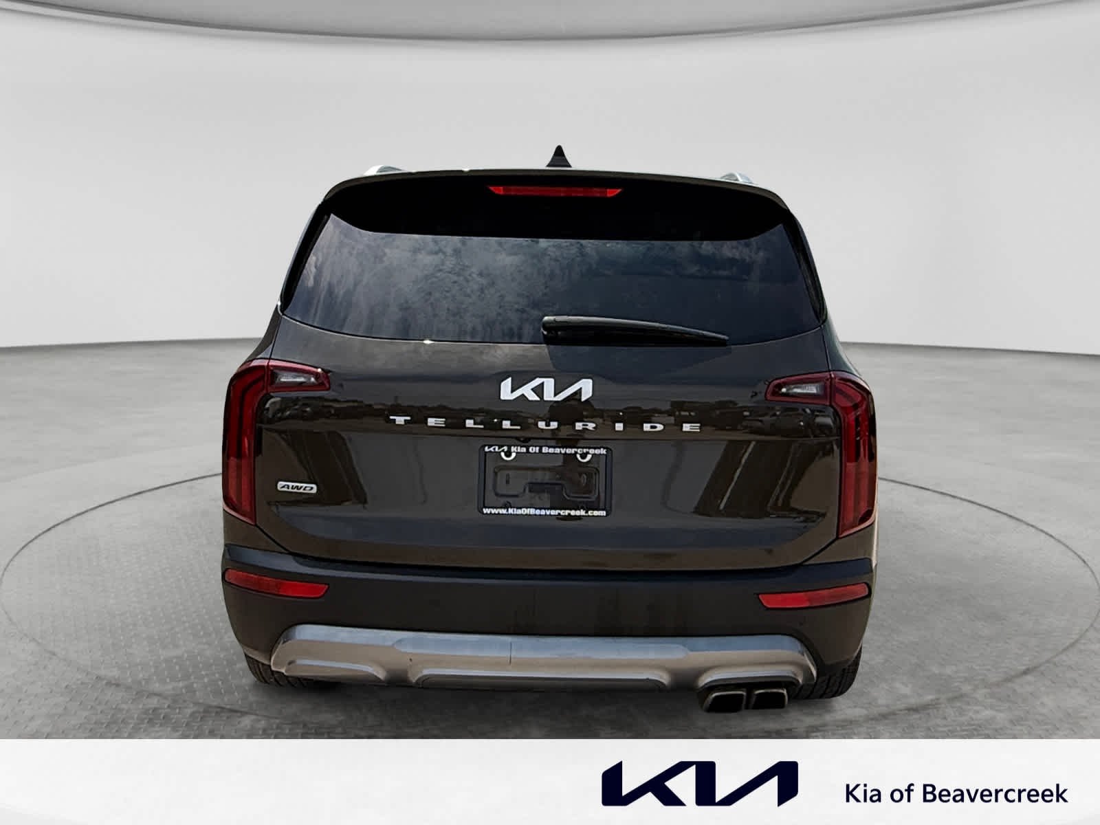 Used 2022 Dark Moss Kia S image 6