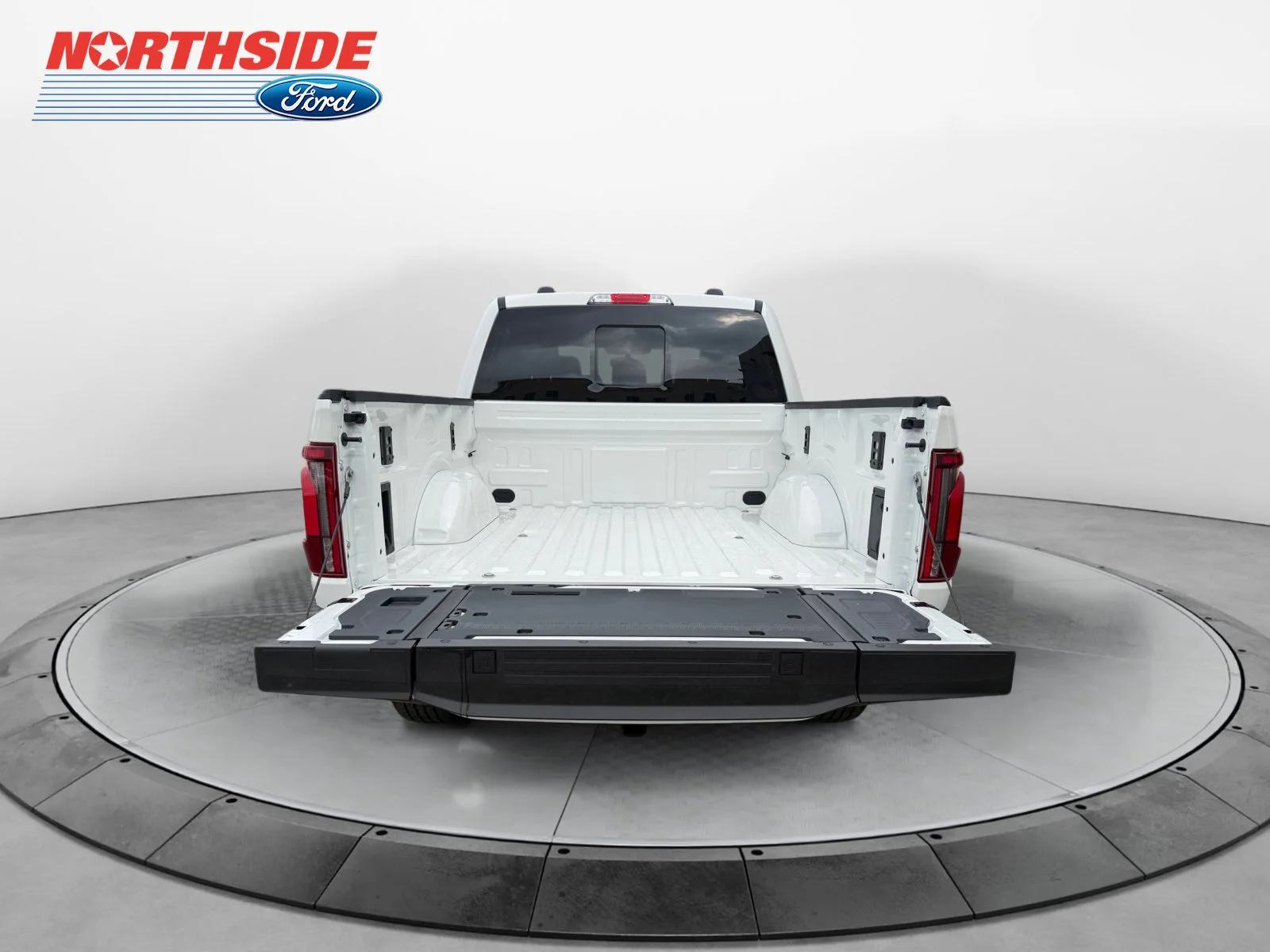 New 2026 Star White Metallic Tri-Coat Ford King Ranch image 19