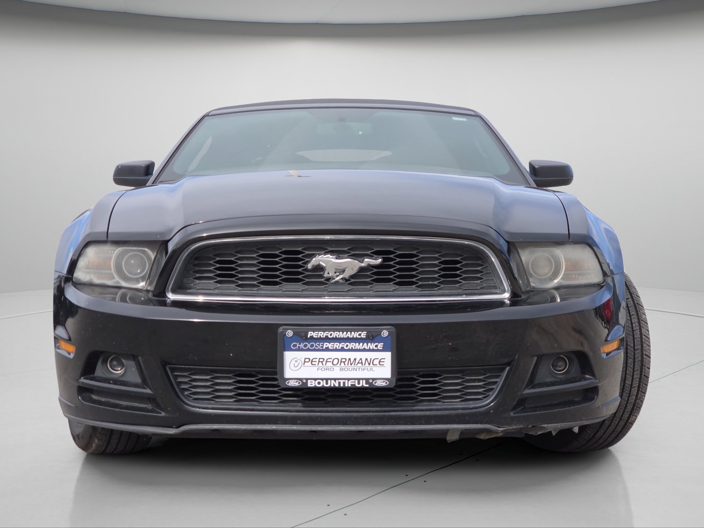 Used 2014 Black Ford V6 image 3