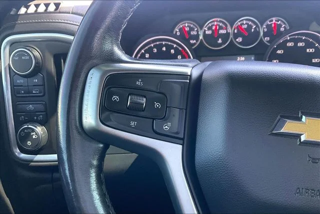 Used 2021 Gray Chevrolet LT image 20