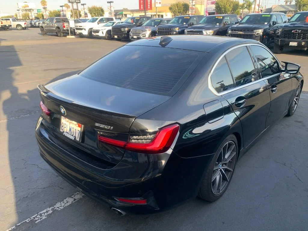 Used 2020 Black BMW 330i image 6