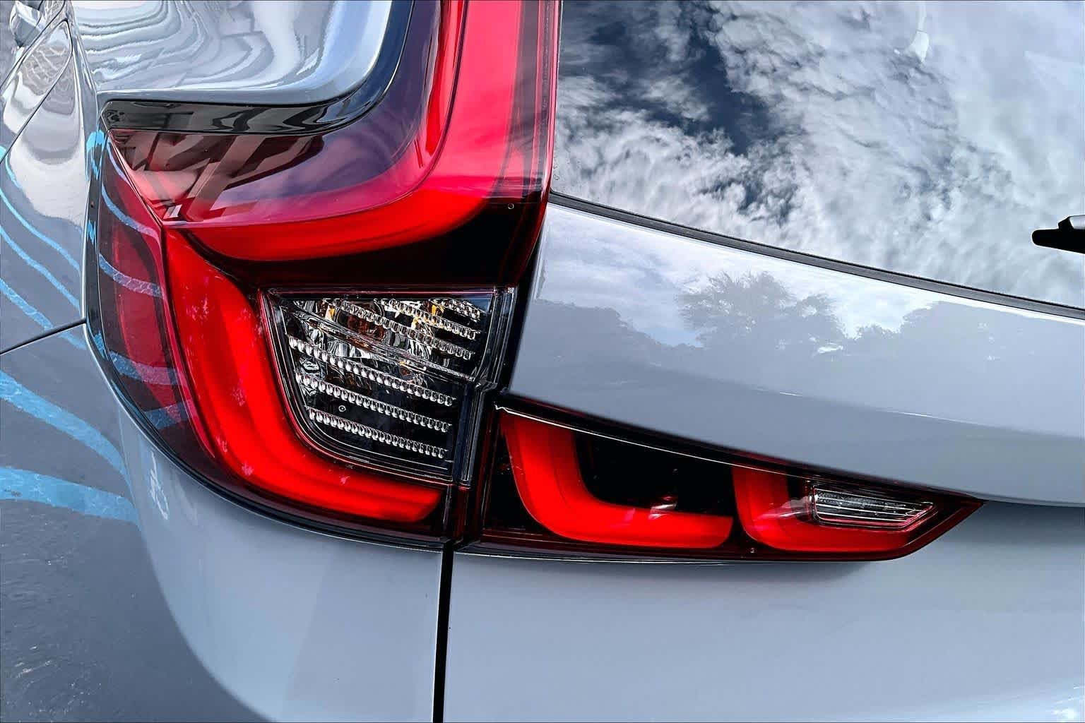 2025 Honda CR-V Sport-L - Photo 29