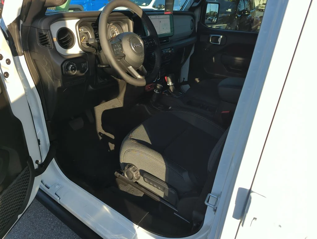 New 2026 Bright White Clear-Coat Exterior Paint Jeep Willys image 7