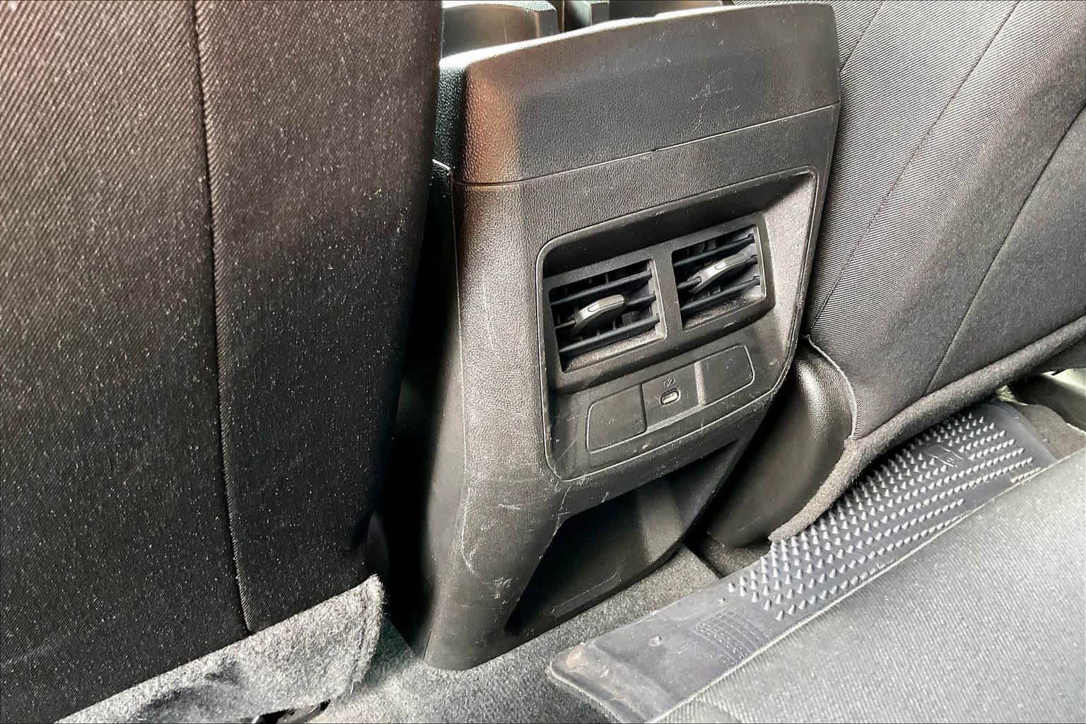2023 Chevrolet Colorado LT - Photo 33