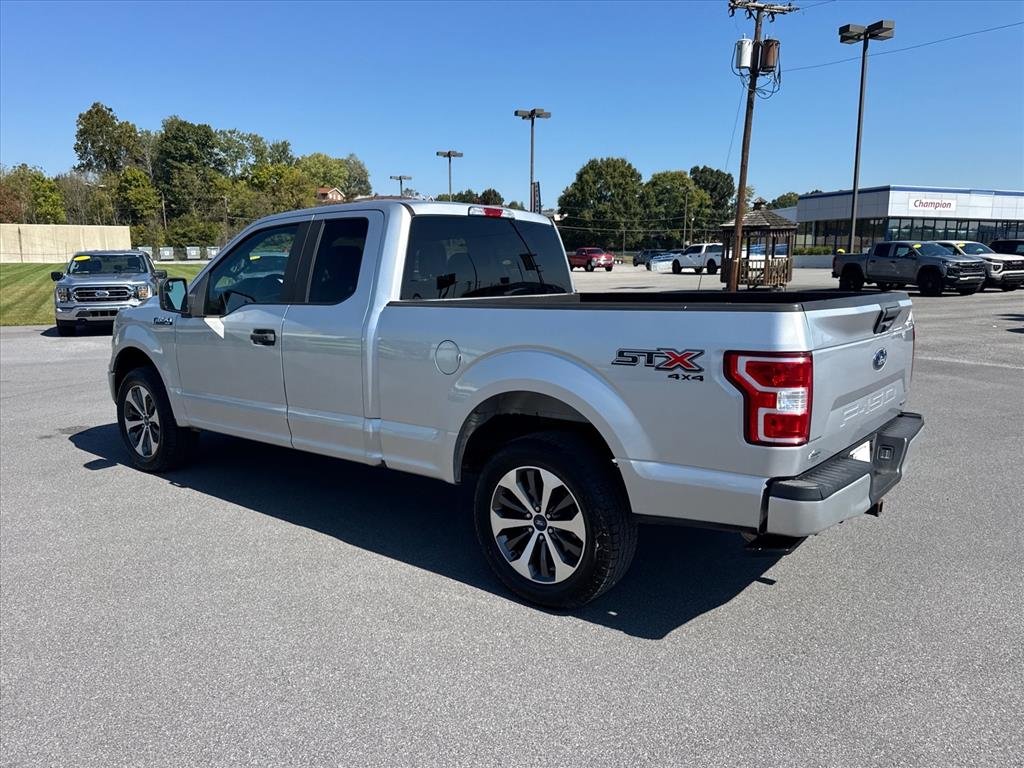 Used 2019 Ingot Silver Ux Ford XL image 3