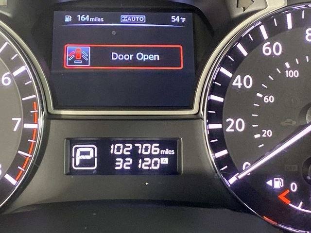 Used 2014 Gray Nissan SV image 20