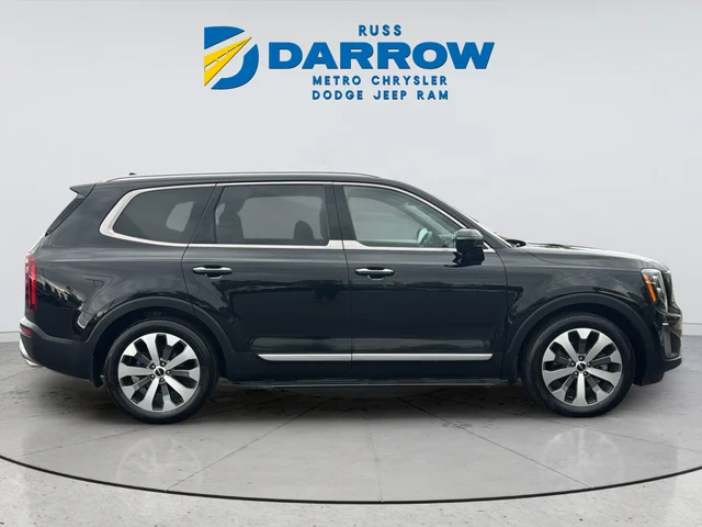 Used 2022 Black Kia SX image 6
