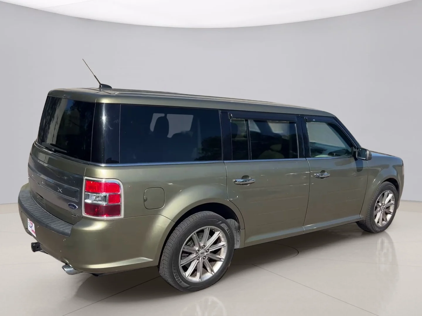 Used 2014 Gold Ford LIMITED image 5