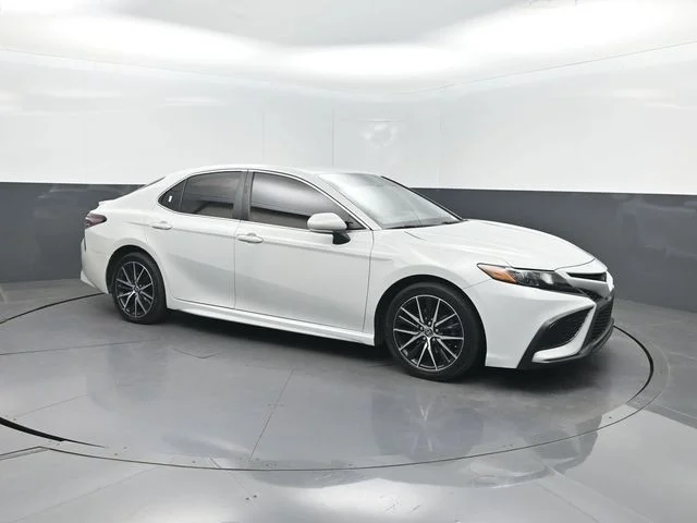 Used 2023 White Toyota SE image 30