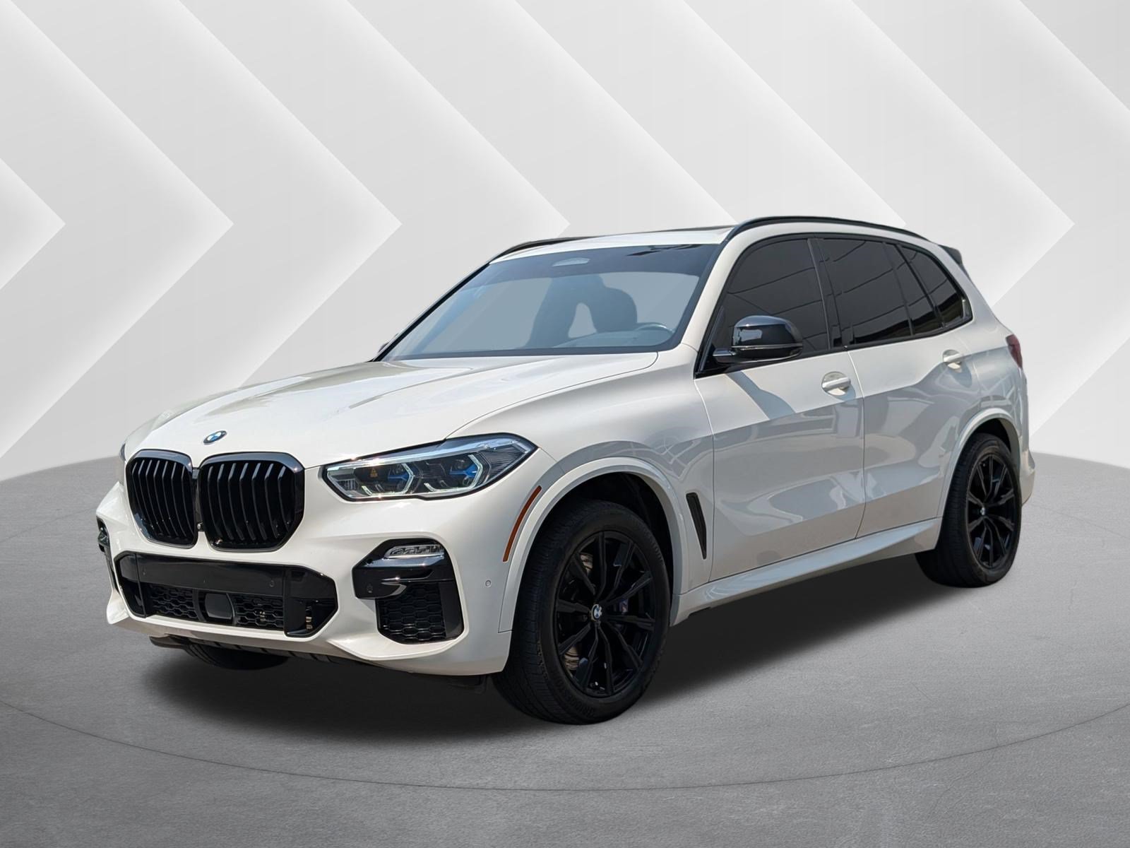 2020 BMW X5 M50i's photo