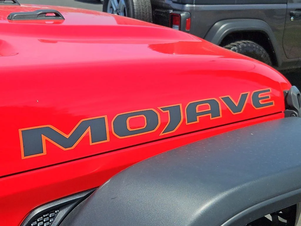 Used 2022 Firecracker Red Clearcoat Jeep Mojave image 26