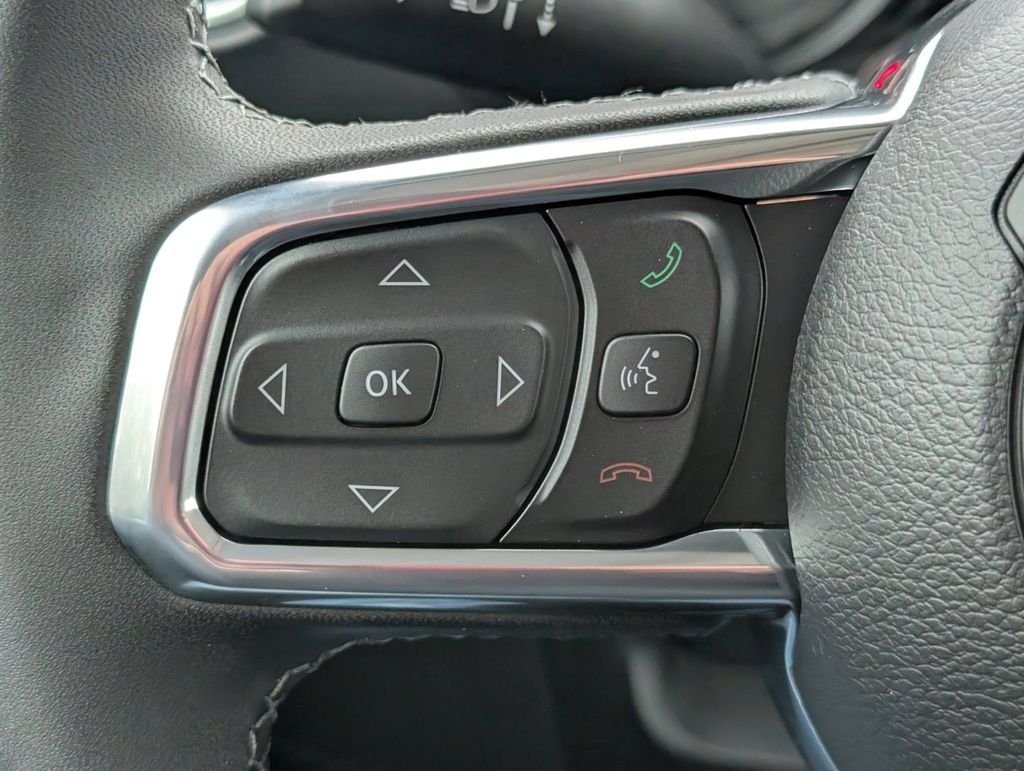 2026 Jeep Wrangler 4-Door Sahara - Photo 26