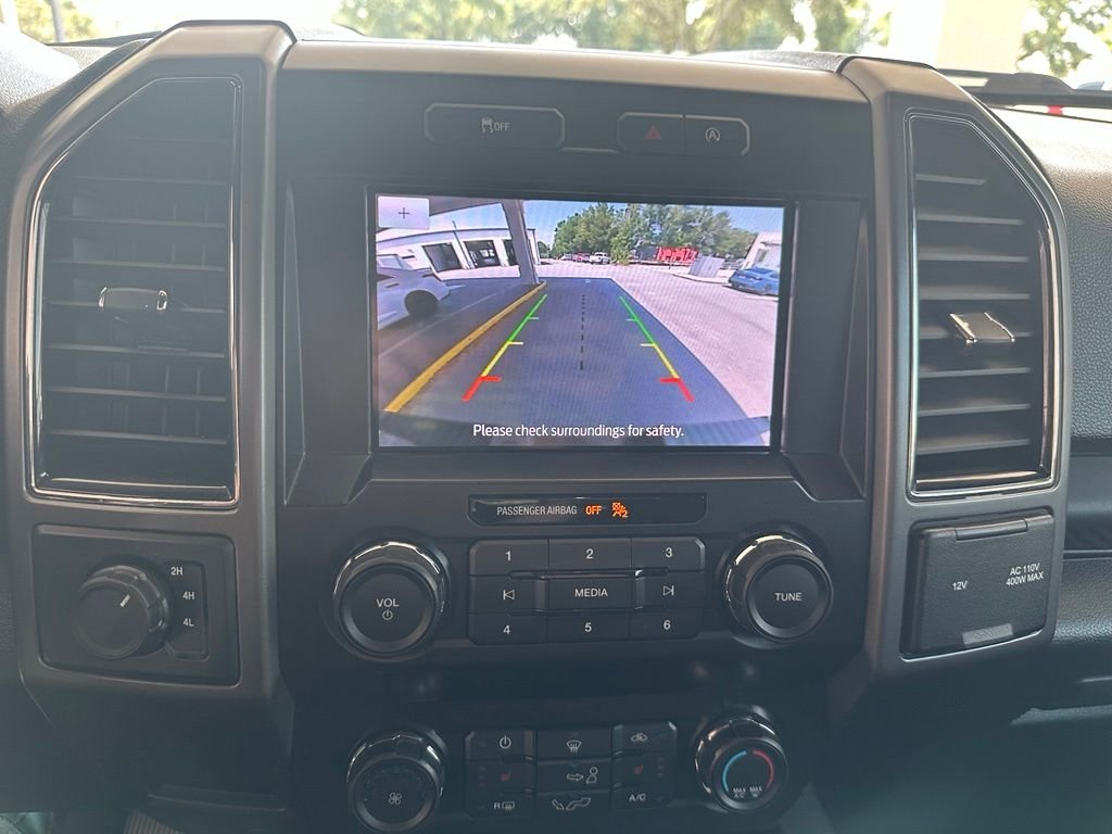 Used 2020 Black Ford XLT image 26