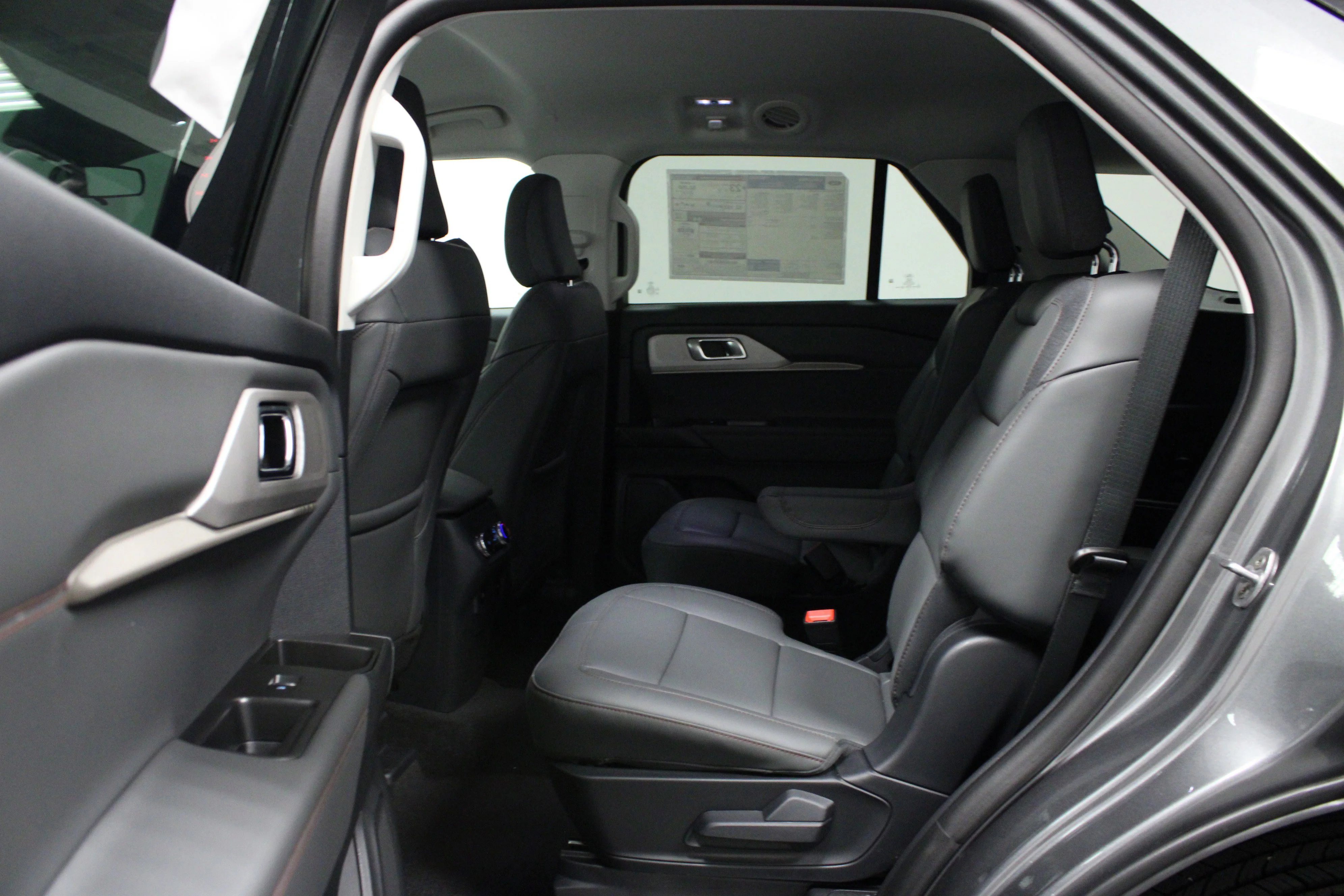 New 2026 Carbonized Gray Metallic Ford Active image 13
