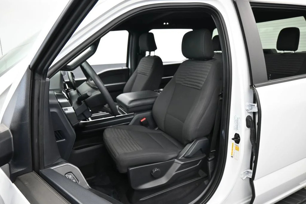 Used 2023 Oxford White Ford XL image 10